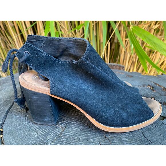 TOMS Ellia Women's 7 Black Suede Leather Peep Toe Bootie Block Heel Sandals - Picture 1 of 11
